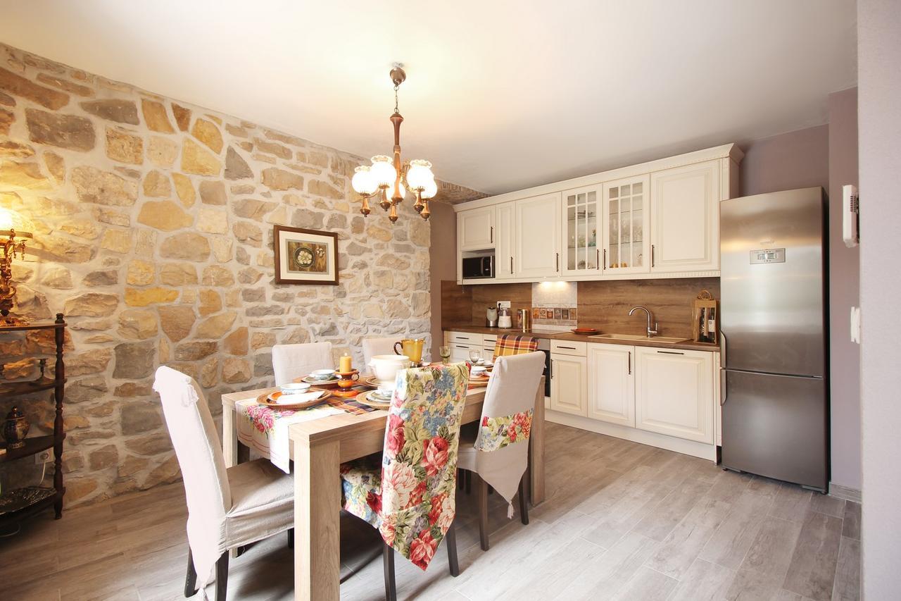 מאקרסקה Villa Filipetti With Heated Pool מראה חיצוני תמונה